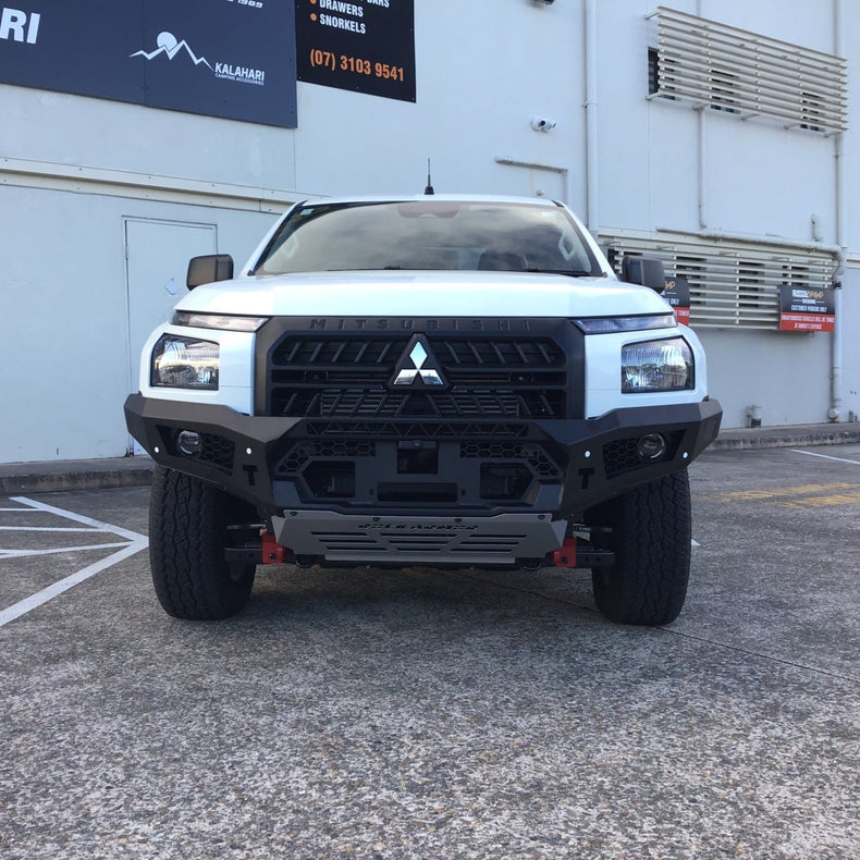 MV Triton Touring Pack Suits: MV Triton - GT Bumper, Winch, Lights, uhf