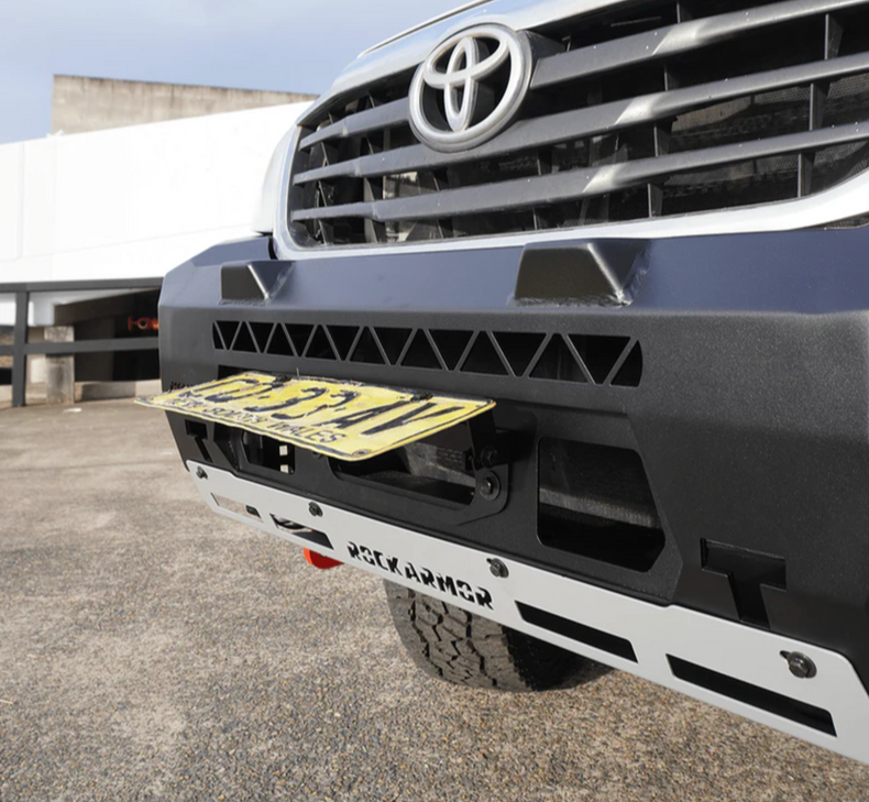 GT Bumper Hoopless Bull Bar Suits Toyota Hilux N70 08/2011 - 2015