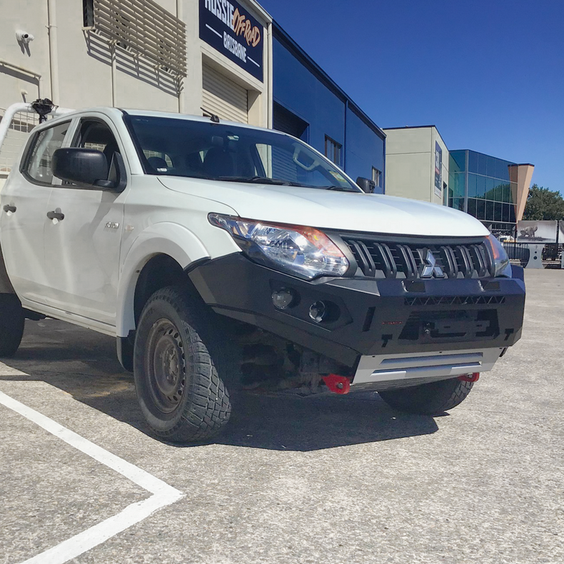 GT Hoopless Bull bar to suit Mitsubishi Triton MQ Bar Replacement