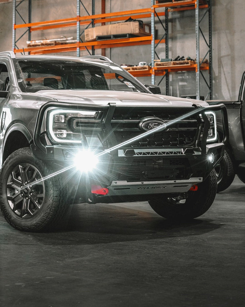 Next Gen Ranger/Everest Touring Pack Suits: Next Gen Ranger & Next Gen Everest - Bullbar, Winch, Lights, uhf