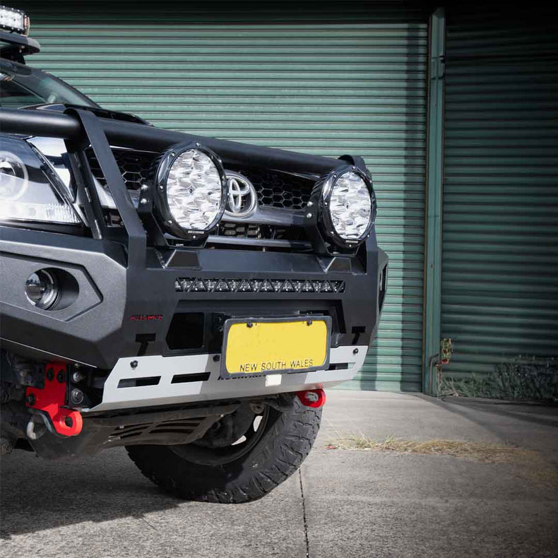 N70 Hilux 04/2005-07/2011 GT Frontal Pack | GT Bullbar, Winch, lights