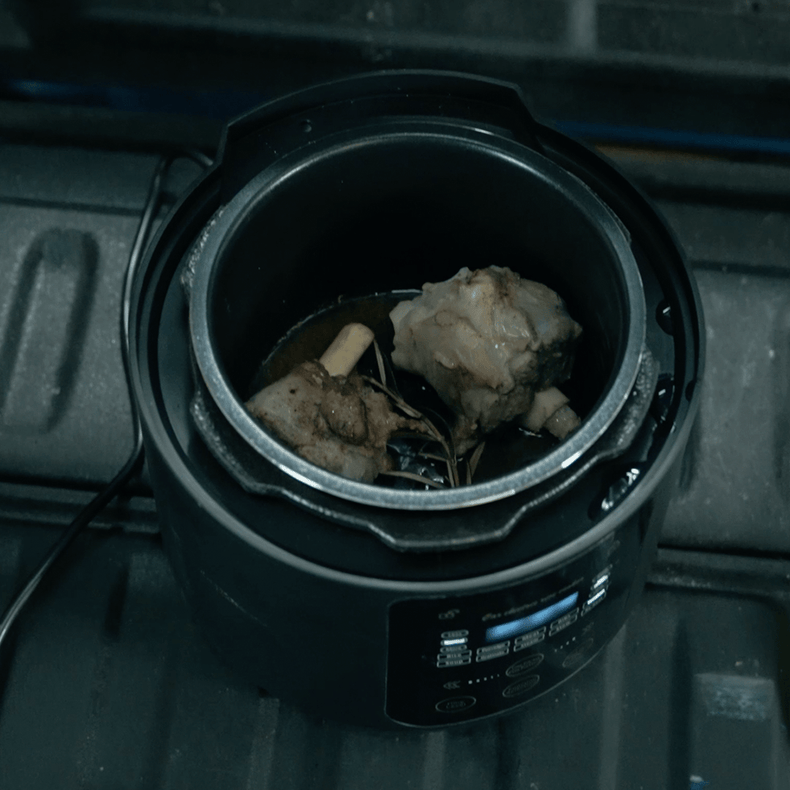 12v Pressure Cooker - Rockarmor