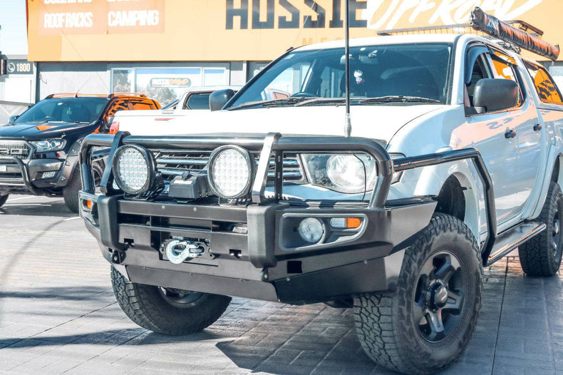 Mitsubishi MN/ML Triton Bull Bar & Rockslider Combo